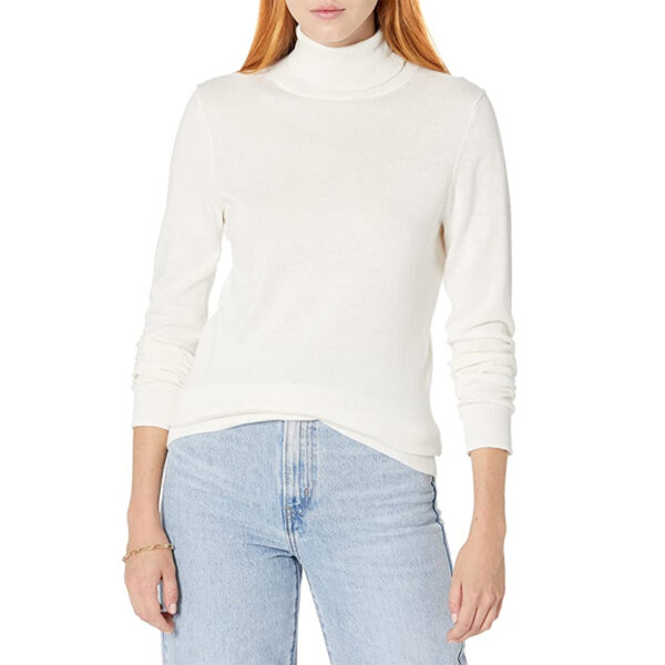 Amazon Essentials Women's Standard Lightweight Turtleneck Sweater
